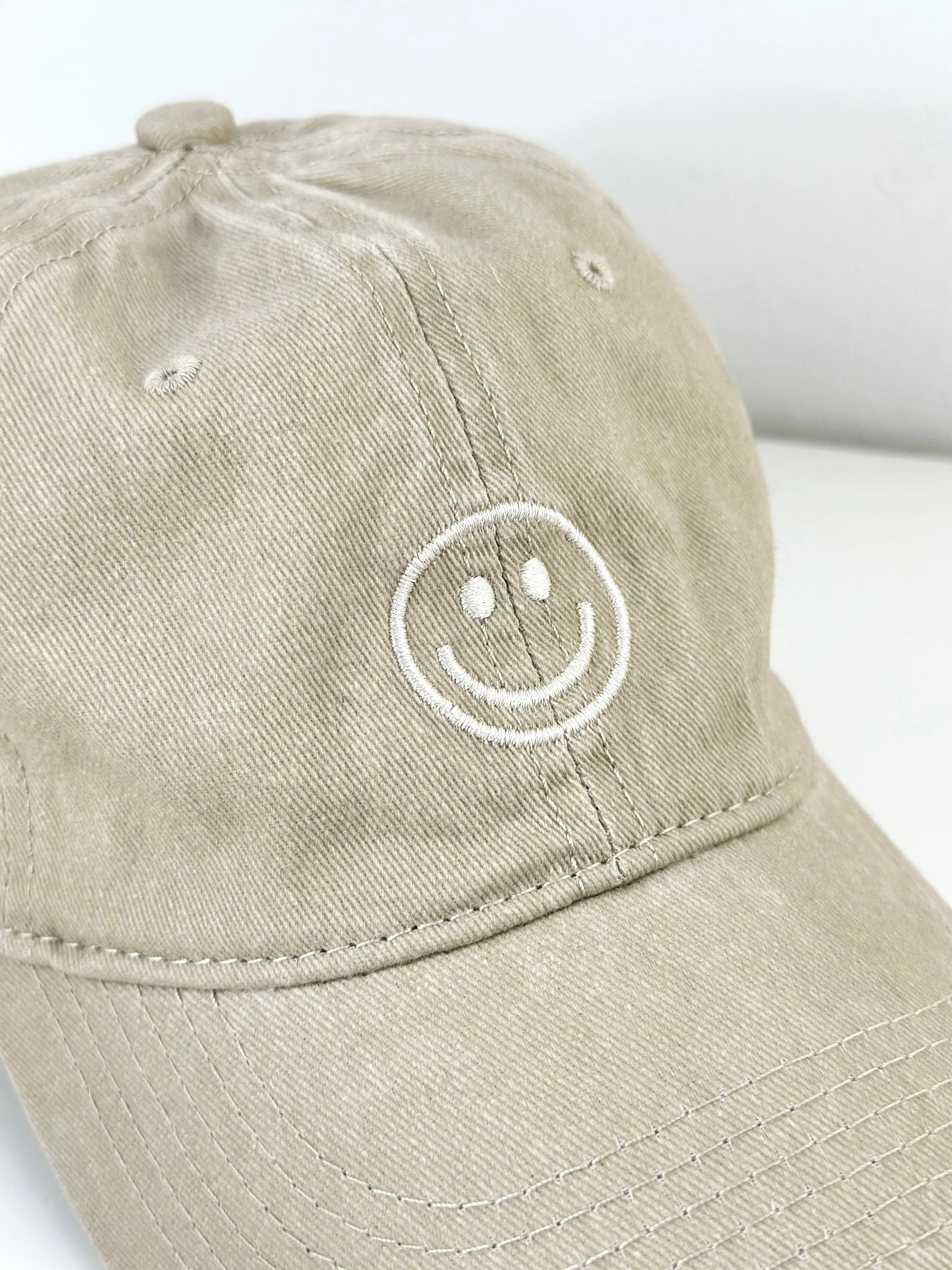 Cap Beige Smile